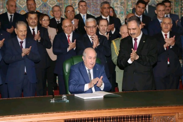 بيان قانون المالية لسنة 2024  الجزائر اليوم الأحد 24 ديسمبر 2023  قانون المالية 2024 الجريدة الرسمية