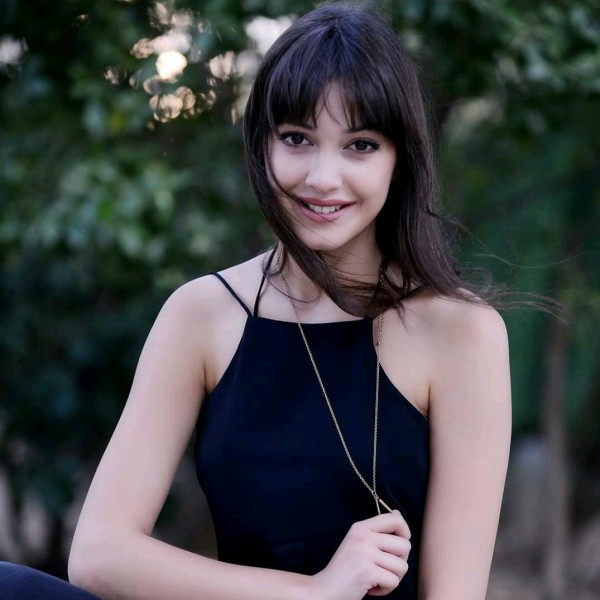 Cemre Gümeli ويكيبيديا من هي الفنانة التركية جيميري جومالي السيرة الذاتية مسلسلات جيميري جومالي ومعلومات عنها انستقرام Cemre Gümeli Cemre Gümeli height