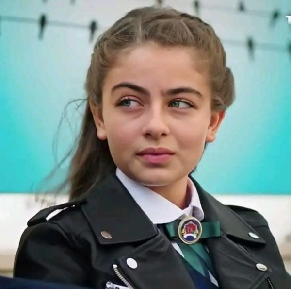 ليا كيرشان ويكيبيديا فاطمة في مسلسل عثمان اسمها الحقيقي مسلسلات ليا كيرشان انستقرام قبل وبعد Leah Kirchan بطلة مسلسل عثمان فاطمة هاتون معلومات عن الممثلة ليا كيرشان ممثلة شخصية السيدة فاطمة ابنة السيد عثمان فاطمة هاتون الحقيقية السيرة الذاتية ويكيبيديا